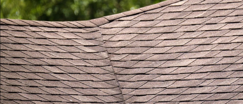 inspection de noue de couverture